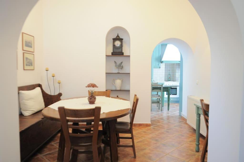 Вилла Tsipouras House Kythira Town Экстерьер фото